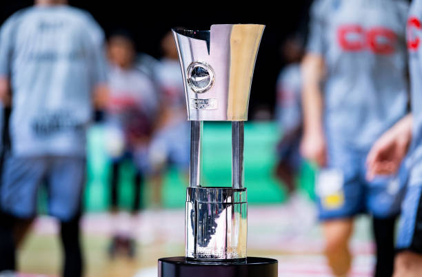 仍然给公众 仍然给公众